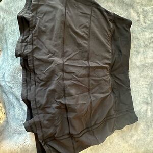 Black lululemon skirt